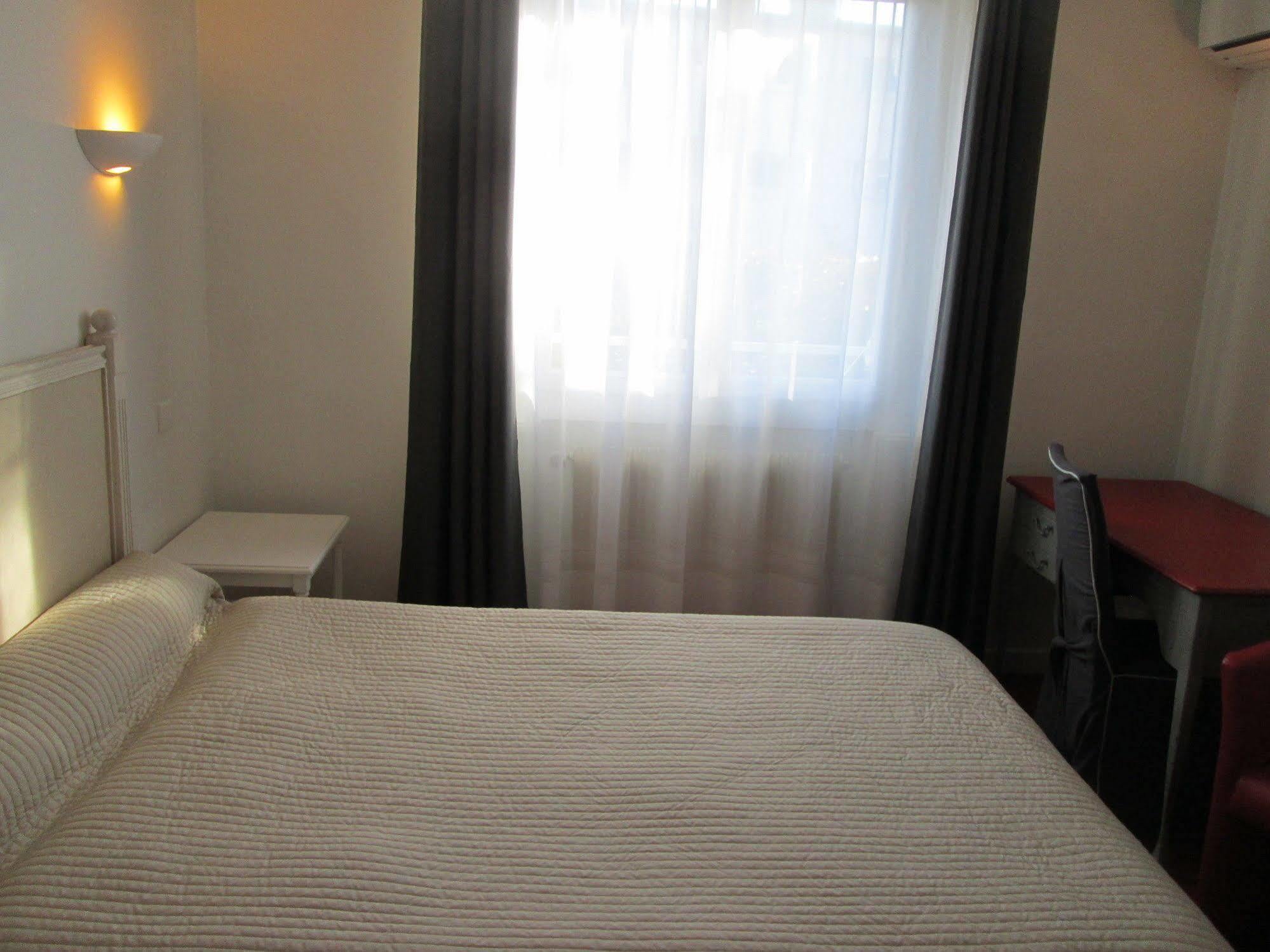 Hotel Victor Hugo Ντιζόν Εξωτερικό φωτογραφία